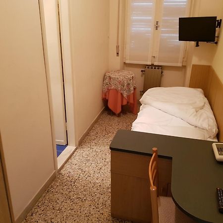 Hotel San Faustino Torri Del Benaco Extérieur photo