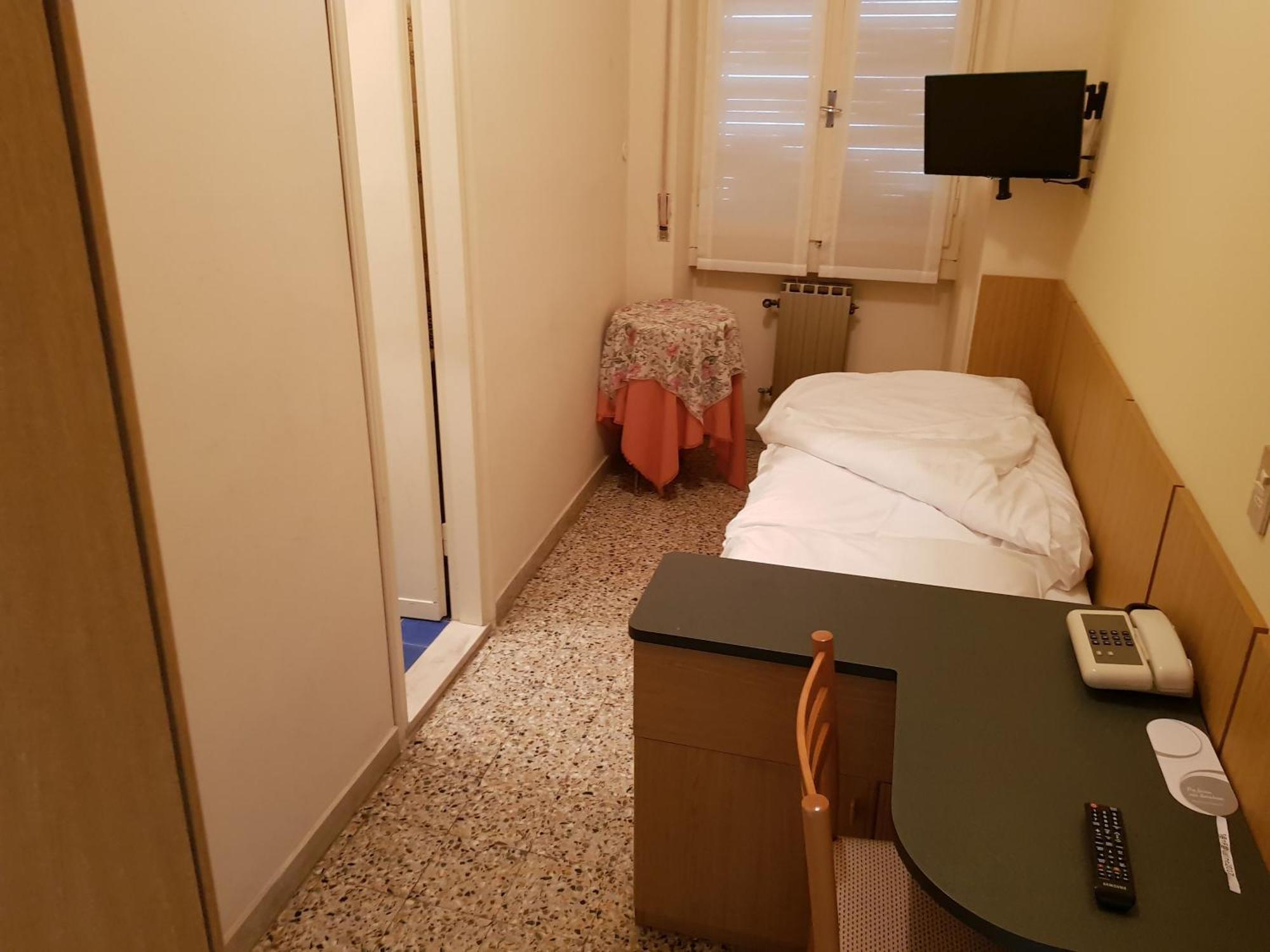 Hotel San Faustino Torri Del Benaco Extérieur photo